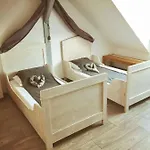 Apartment Gästequartier Turmblick Ruhig Aber Zentral Mit Garten In Der Altstadt Von Anhalt *