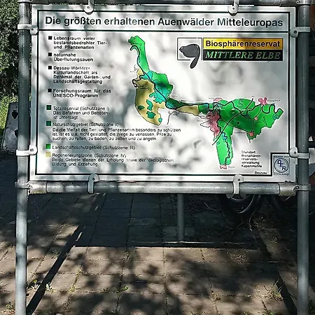 Gaestequartier Turmblick Ruhig Aber Zentral Mit Garten In Der Altstadt Von Anhalt Appartement
