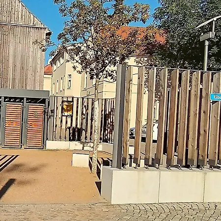 Gaestequartier Turmblick Ruhig Aber Zentral Mit Garten In Der Altstadt Von Anhalt *